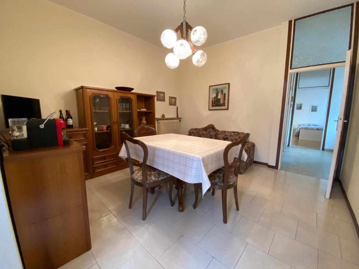 Casa Vacanza Amelia Bosisio Parini ภายนอก รูปภาพ